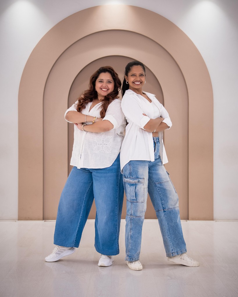 Naach Privates